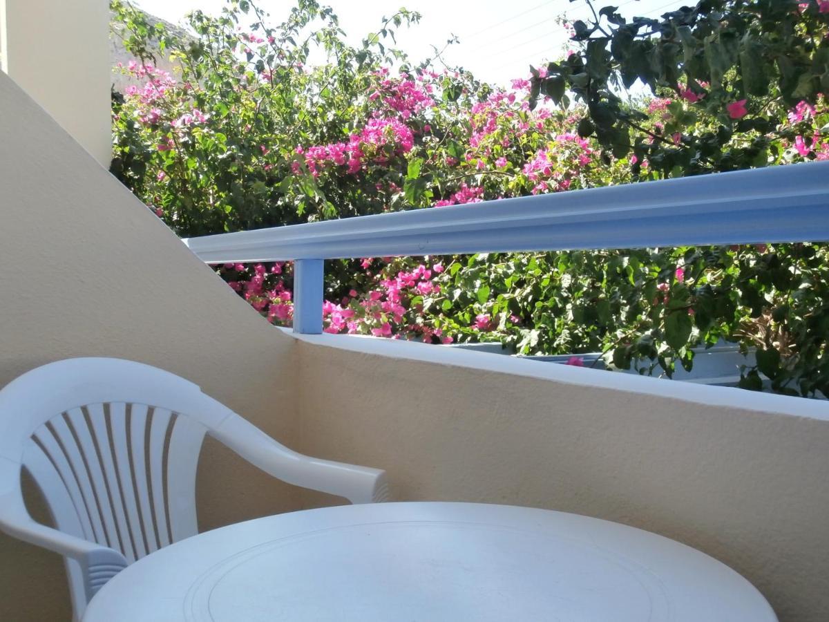 Narkissos Hotel Kamari  Luaran gambar