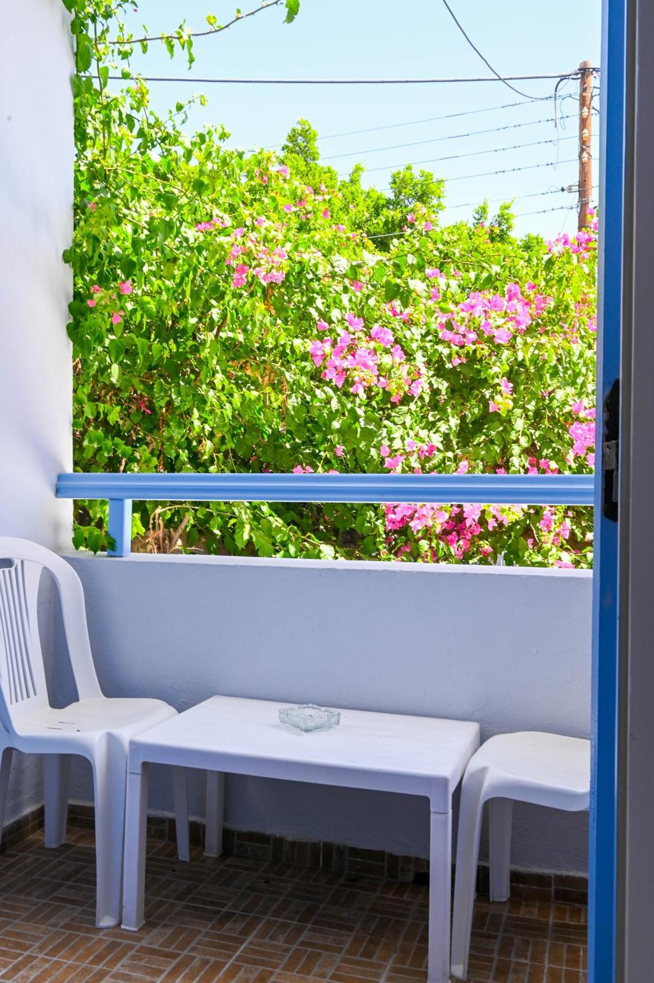 Narkissos Hotel Kamari  Luaran gambar