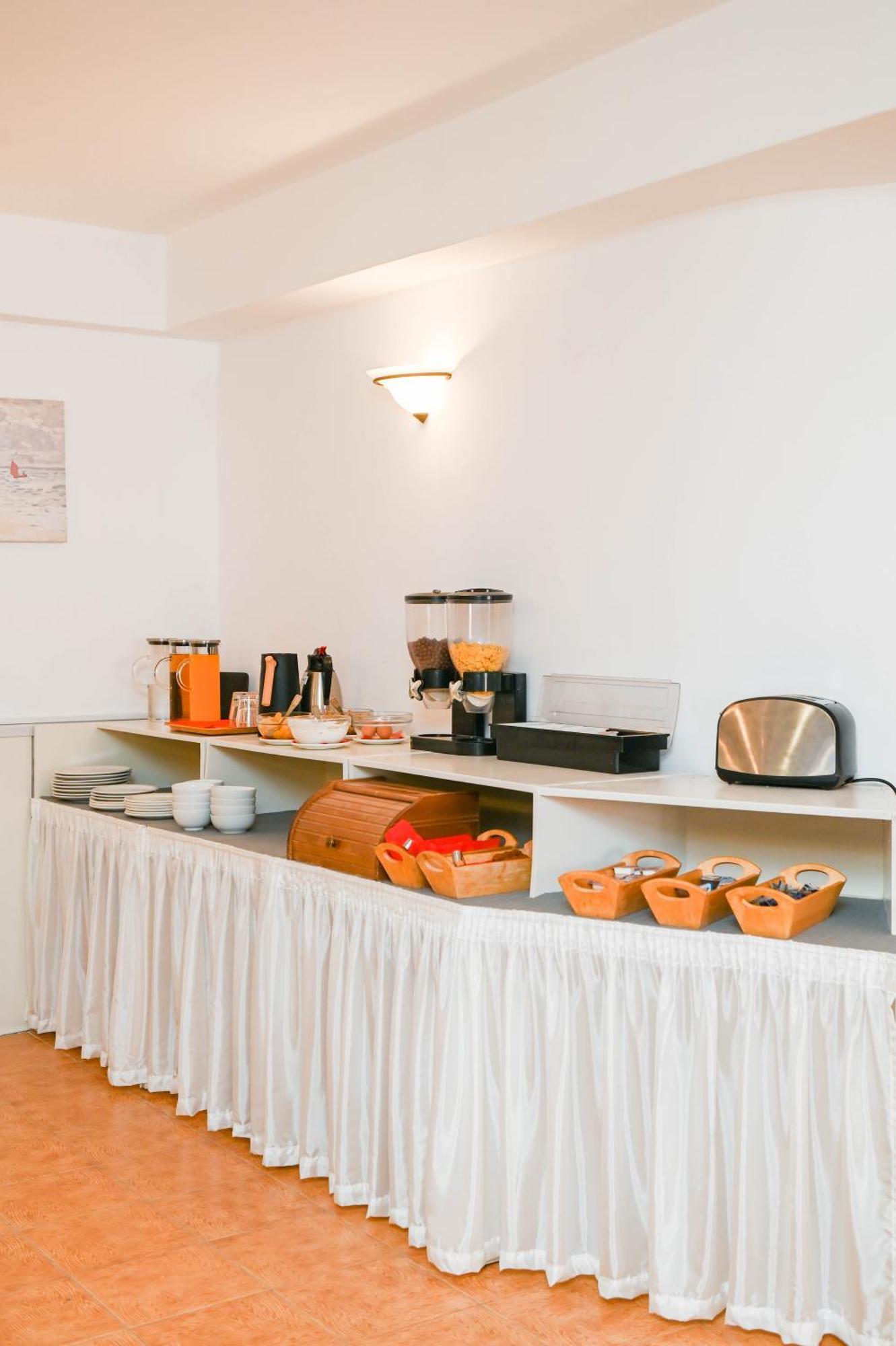 Narkissos Hotel Kamari  Luaran gambar
